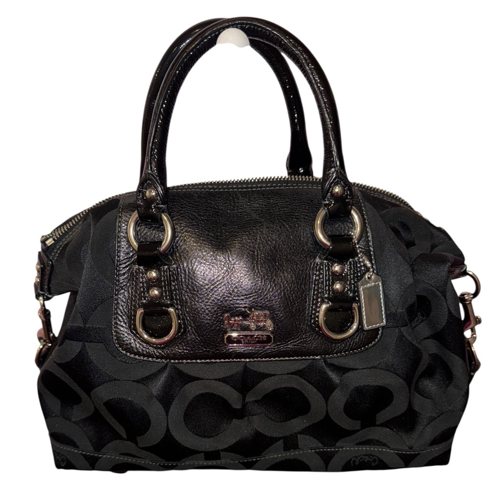COACH WOMEN’S BLACK SIGNATURE BAG IN GREAT CONDITION SEE ALL PICTURES - Picture 5 of 13
